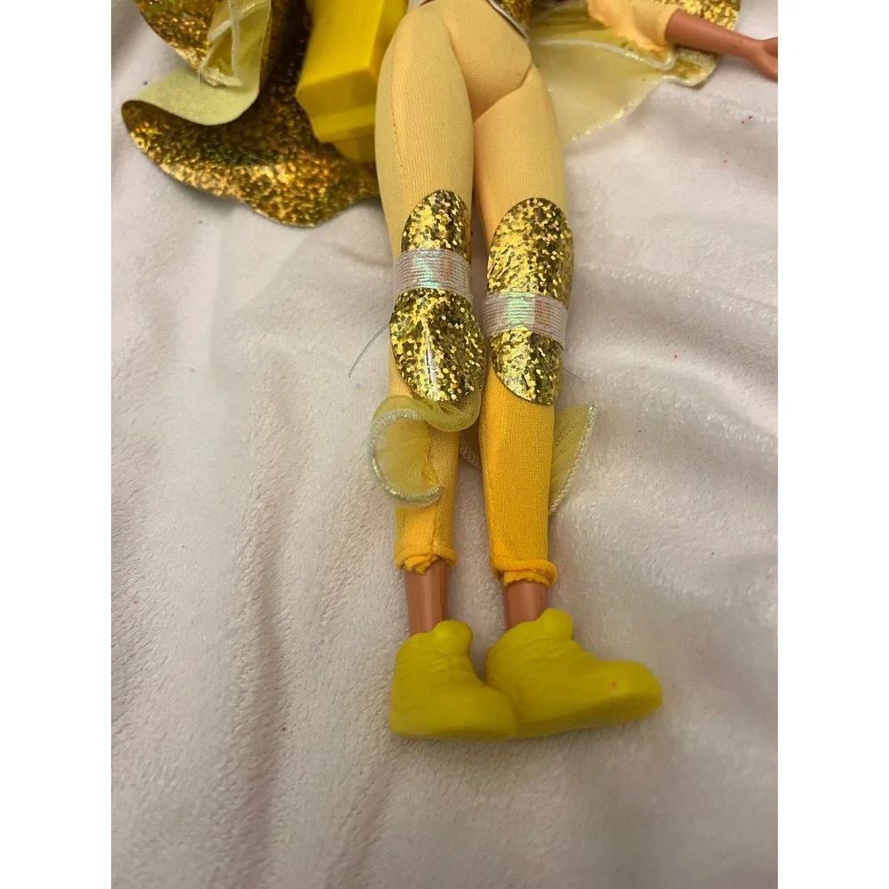 Vintage 1995 Flying Hero Teresa Yellow Gold Glitter Flying Toy Wand